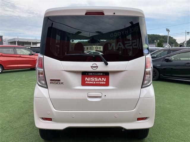 Nissan DAYZ ROOX 2018-06 14208-21