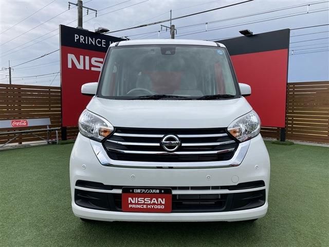 Nissan DAYZ ROOX 2018-06 14208-15