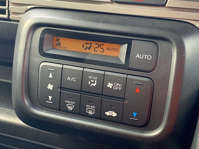 Honda N-VAN 2019-09 182859-14
