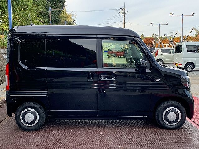 Honda N-VAN 2019-09 182859-17
