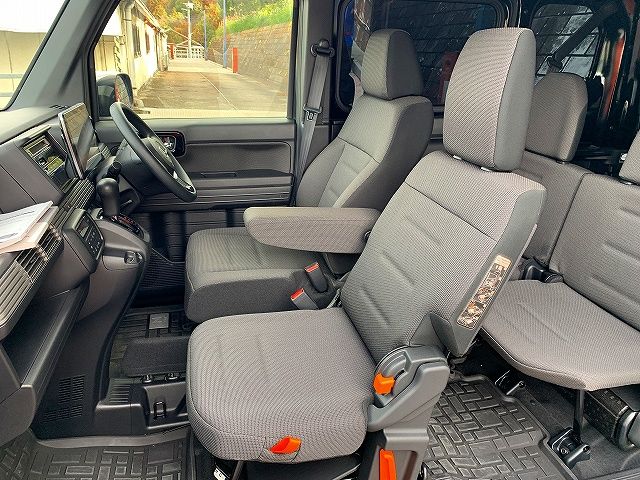 Honda N-VAN 2019-09 182859-18