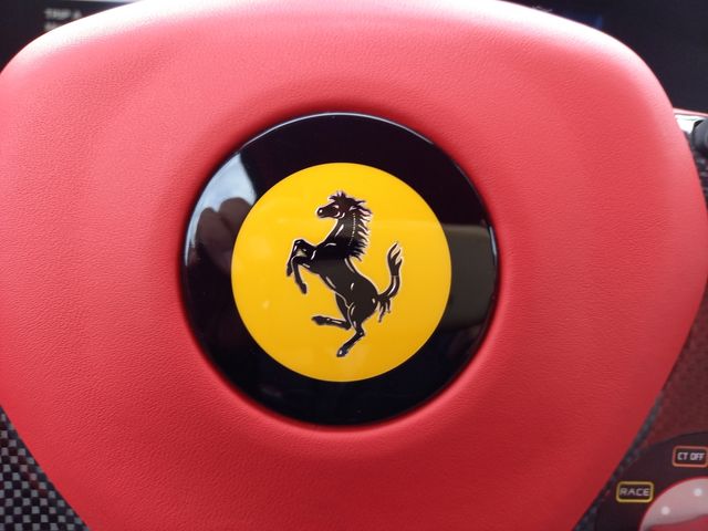Ferrari 458 Italia 2013-06 196521-10
