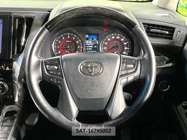 Toyota ALPHARD 2022-05 355431-14