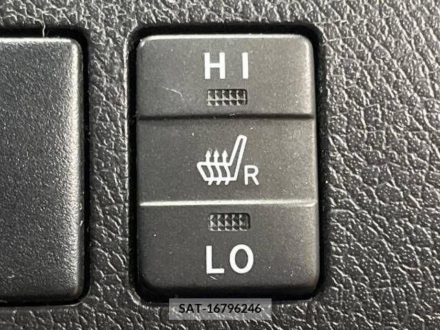 Toyota NOAH 2013-06 321374-4
