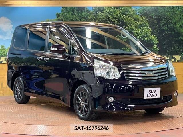 Toyota NOAH 2013-06 321374-16