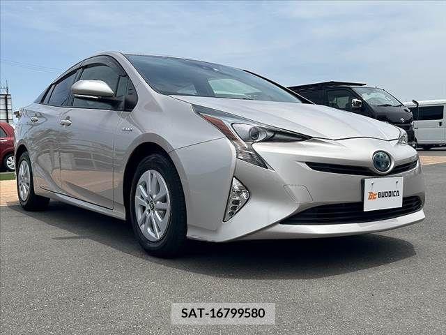 Toyota PRIUS 2016-03 282336-7