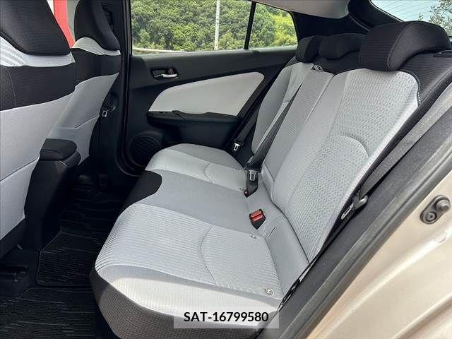 Toyota PRIUS 2016-03 282336-17