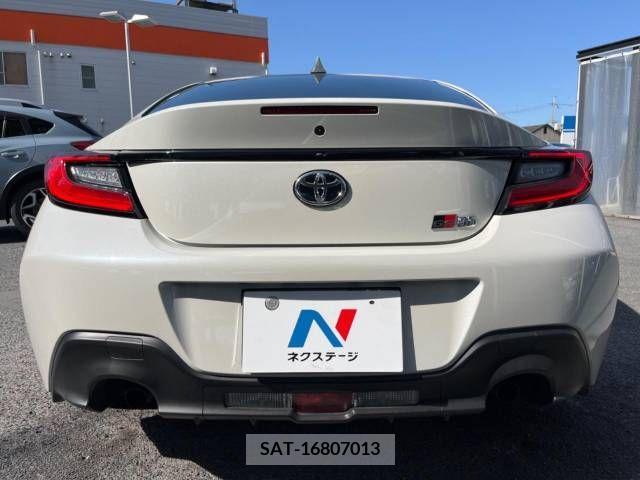 Toyota 86 2022-05 270841-15