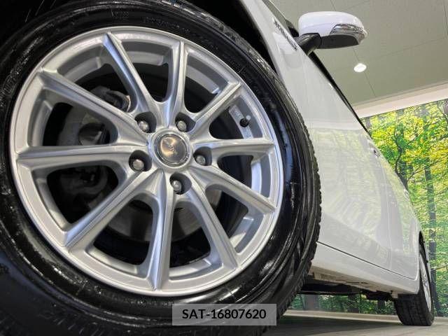 Toyota PRIUS ALPHA 2015-03 217585-14