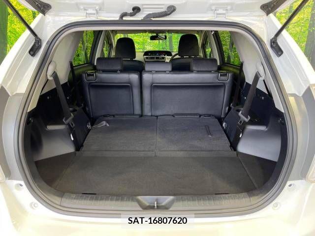 Toyota PRIUS ALPHA 2015-03 217585-11