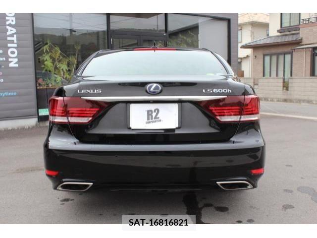 Lexus LS 2013-02 275590-9
