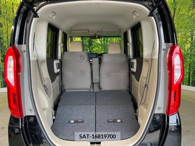 Honda N BOX 2018-02 306959-7