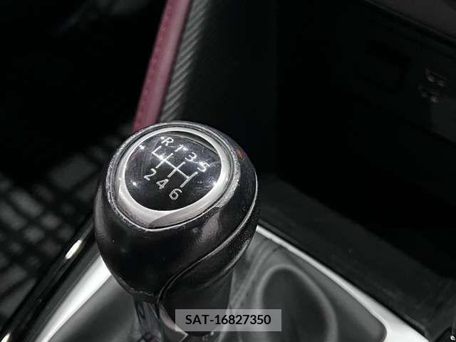 Mazda CX-3 2015-07 302036-5