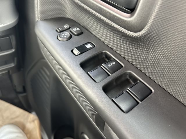 Suzuki SPACIA 2023-09 12754-10