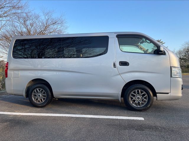 Nissan NV350 Caravan 2015-01 851-4