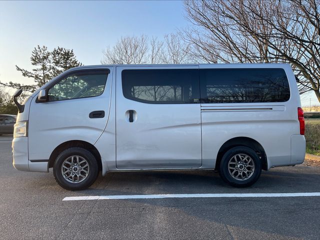 Nissan NV350 Caravan 2015-01 851-5