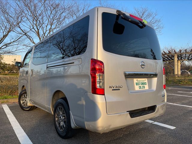 Nissan NV350 Caravan 2015-01 851-1