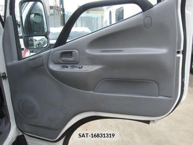 Hino DUTRO 2013-07 359472-18