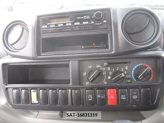 Hino DUTRO 2013-07 359472-15