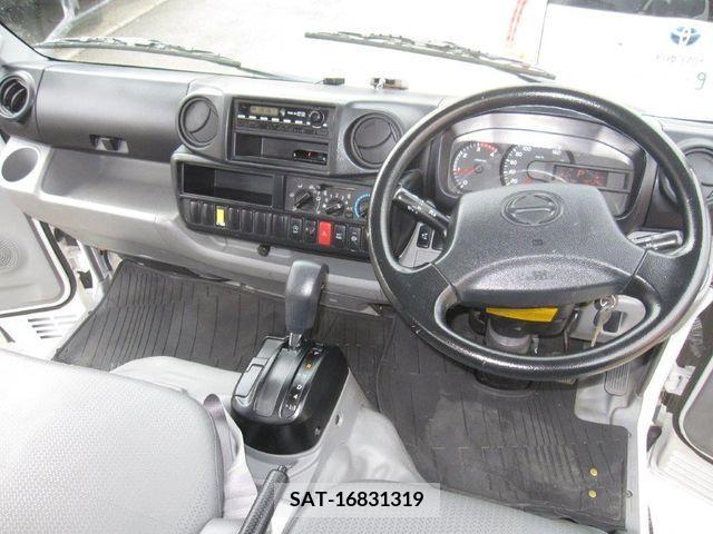 Hino DUTRO 2013-07 359472-14