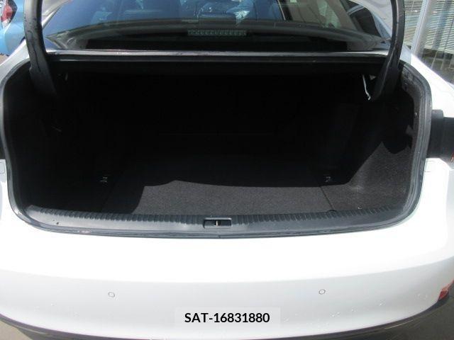 Lexus IS 2018-06 231162-8