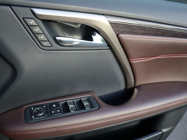 Lexus RX 2021-08 196740-18