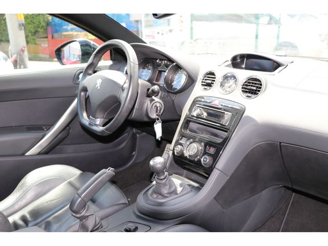 Peugeot RCZ 2013-05 7769-11