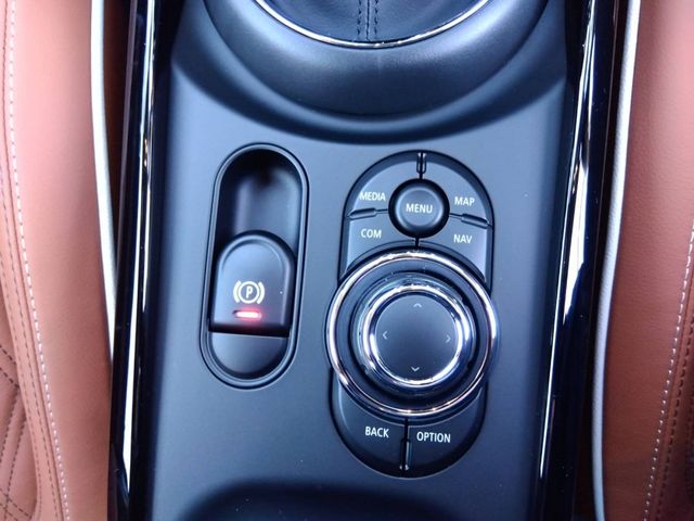 Bmw MINI CLUBMAN 2021-11 29181-13