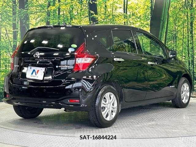 Nissan NOTE 2020-04 365431-17