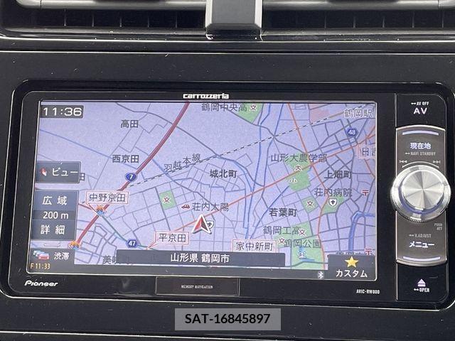 Toyota PRIUS 2017-10 366563-14