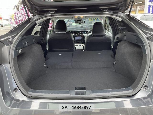 Toyota PRIUS 2017-10 366563-13