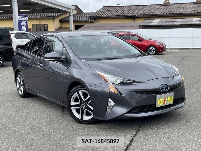 Toyota PRIUS 2017-10 366563-3