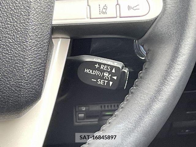 Toyota PRIUS 2017-10 366563-21
