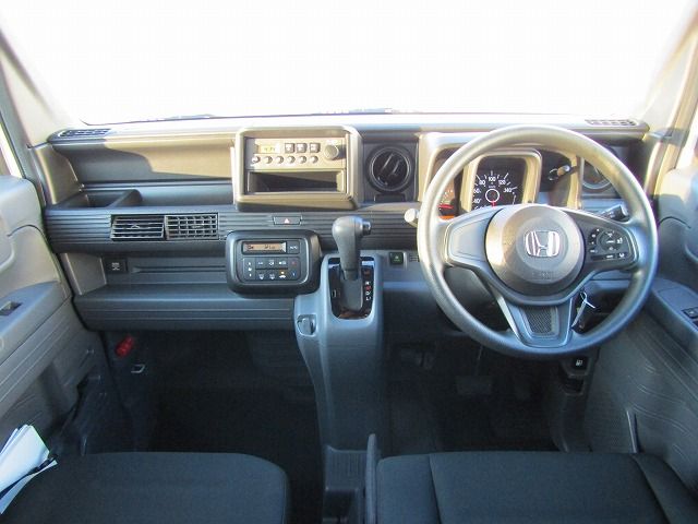 Honda N-VAN 2019-05 23379-1