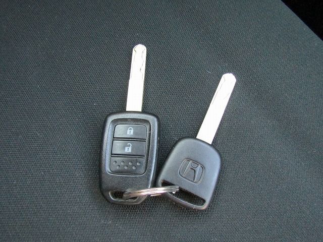 Honda N-VAN 2019-05 23379-22