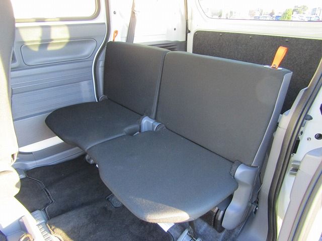 Honda N-VAN 2019-05 23379-18