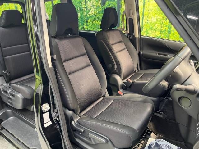 Nissan SERENA 2018-11 16990-8