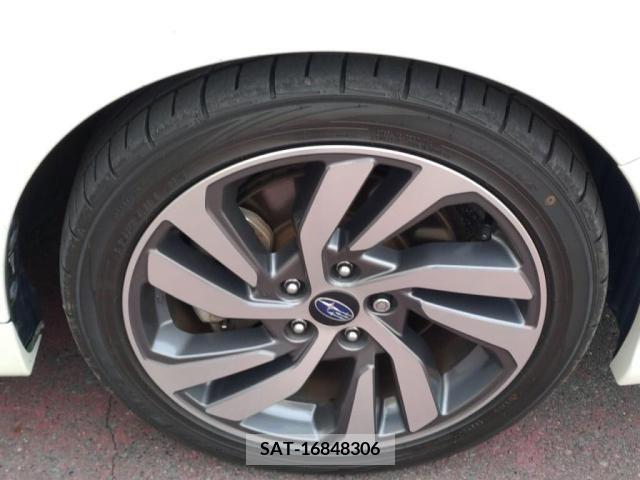 Subaru LEVORG 2017-08 352551-10