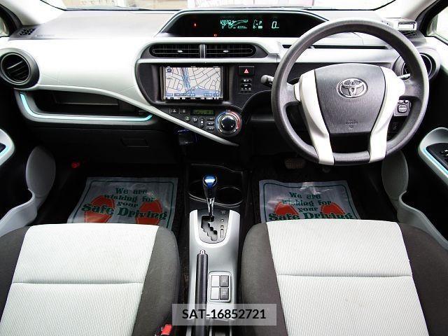 Toyota AQUA 2013-05 291694-1