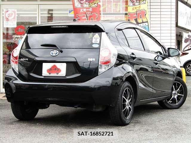 Toyota AQUA 2013-05 291694-2