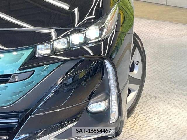 Toyota PRIUS PHV 2018-10 282571-12