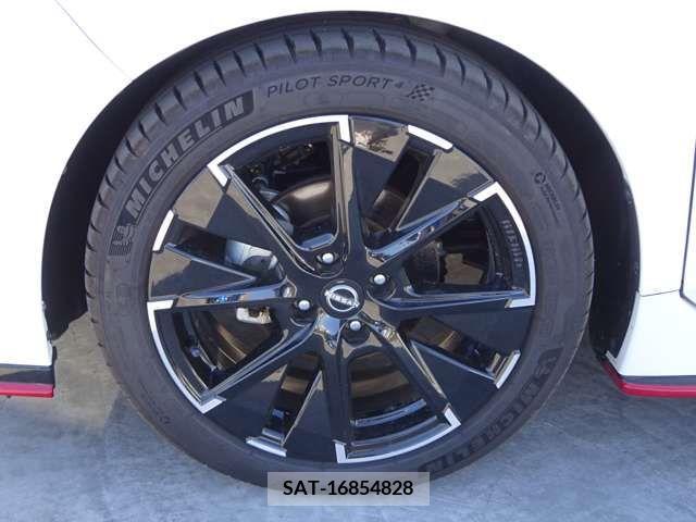 Nissan AURA 2022-09 292923-11