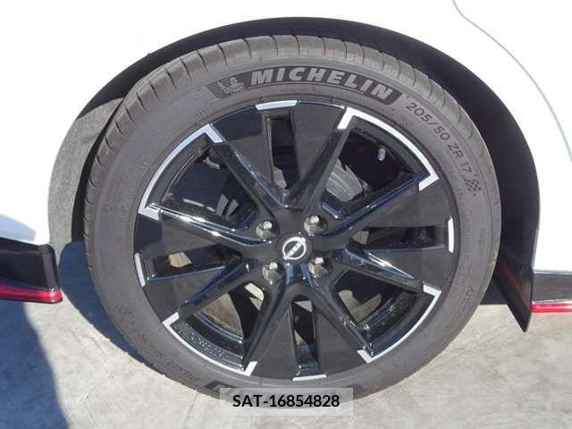 Nissan AURA 2022-09 292923-13