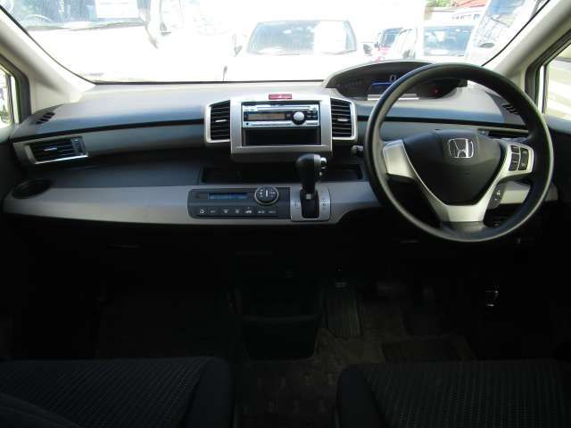 Honda FREED HYBRID 2012-04 11338-11