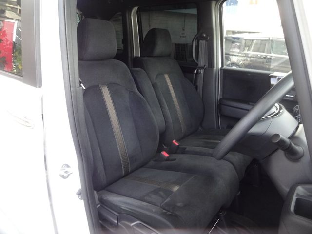 Honda N BOX CUSTOM 2018-08 24839-6