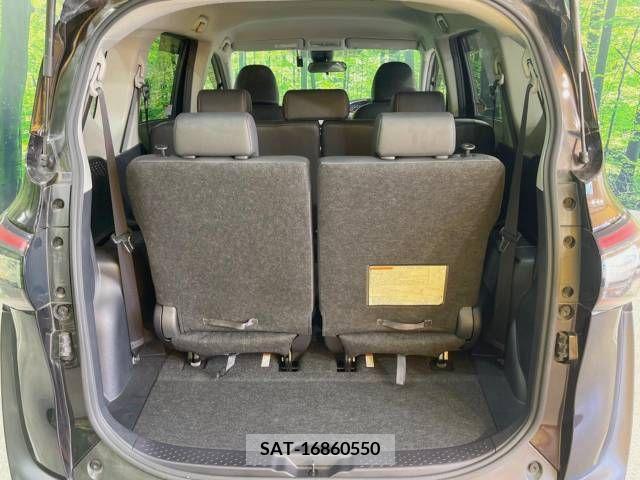 Toyota SIENTA 2018-01 394055-11