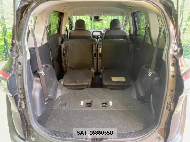Toyota SIENTA 2018-01 394055-12