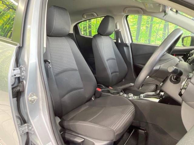 Mazda DEMIO 2018-03 20259-8