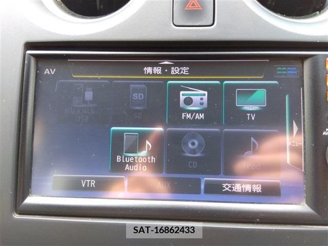 Nissan NOTE 2017-04 377356-12