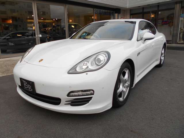 Porsche PANAMERA 2013-07 10921-8